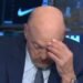 Jim Cramer acidentalmente deixa a bomba F de TV ao vivo