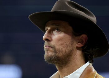 Matthew McConaughey reage às trágicas mortes de inundação do Texas