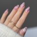 unhas florais cromadas.jpeg