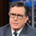 'Parece suborno!': Os críticos dizem que esta piada de Colbert pode ter conseguido 'show tardio' cancelado