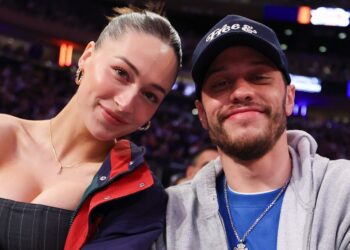 Pete Davidson esperando criança com Elsie Hewitt