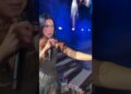 Dualipa with the fans in Sunny Hill festival during Radical Optimism tour 25 ❤️🤍#sunnyhill#pristine