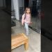 Clarinha chegando da escola contando as fofocas  kk￼