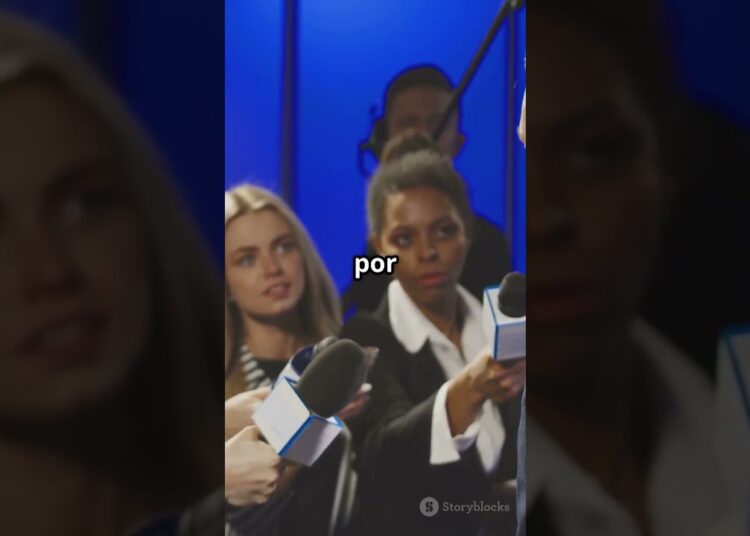 Título: Celebridades Mais Excêntricas do Mundo – Você Não Vai Acreditar Nessas Loucuras!#shorts