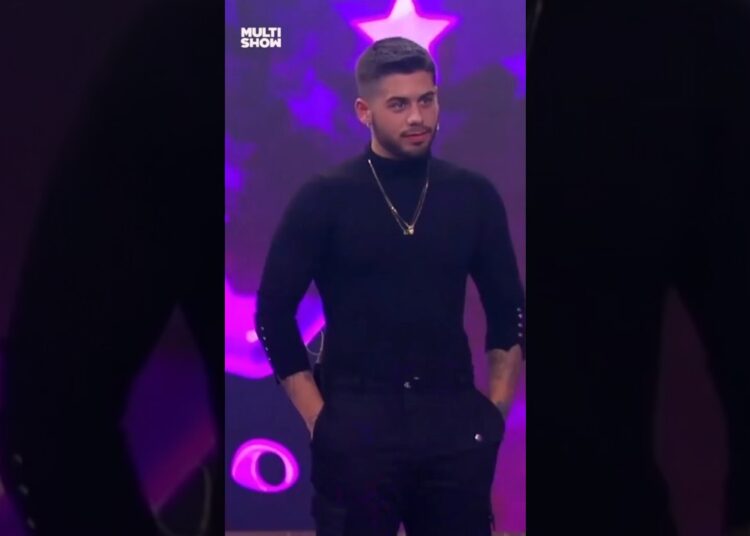Zé Felipe revela tamanho trem com As mãos #zefelipe #virginiafonseca #fofocas #fofoca #sertanejo