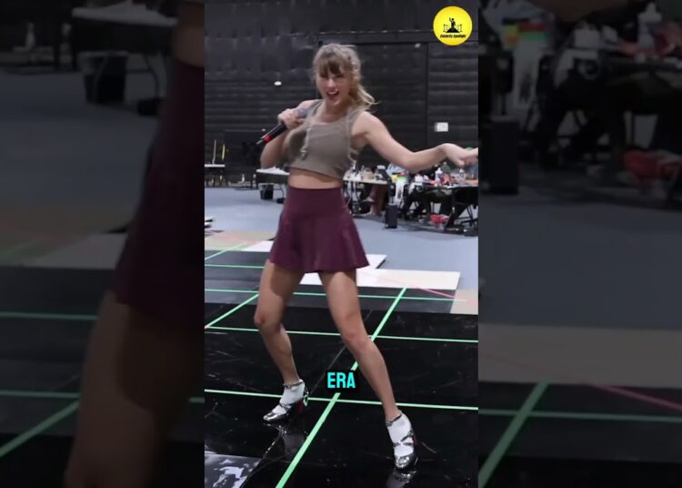 Taylor Swift just pulled the ultimate surprise  #trending #celebrity #shortsvideo #taylorswift