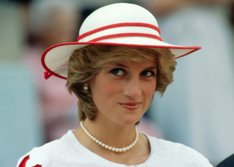 A cápsula do tempo da princesa Diana foi revelada