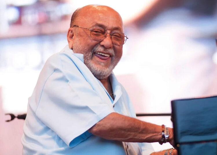 A lenda da música latina Eddie Palmieri morre aos 88 anos em casa de longa data de Nova Jersey após 'uma doença prolongada'