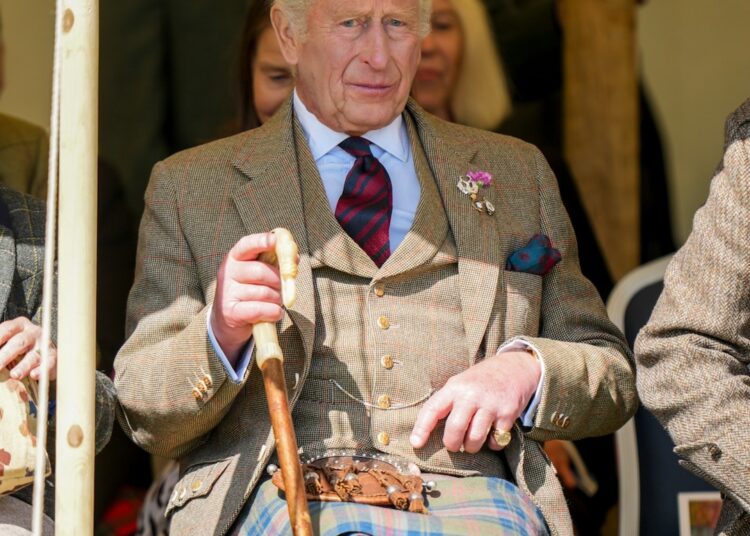 A propriedade Balmoral Castle do rei Charles se fecha em meio a Storm Floris
