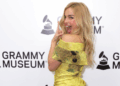 Addison Rae usava o arquivo Rodarte inspirado em van Gogh para o Grammy Museum