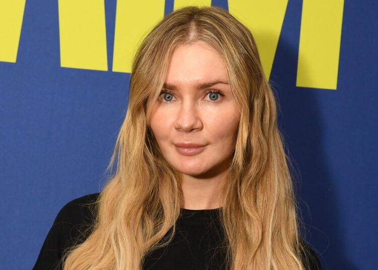 Anna Delvey denuncia o incidente do dumping de coelhos