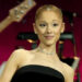 Ariana Grande cinta este clássico Disney Channel bateu enquanto fazia maquiagem, porque 'por que não?'