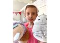 Ariana Grande envia Squishmallows para Brie Bird em meio a Battle Battle