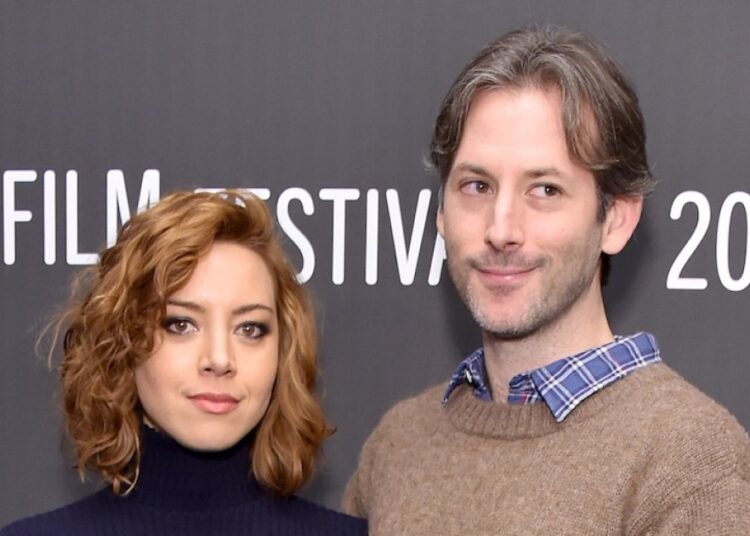 Aubrey Plaza se abre sobre o luto após a morte do marido Jeff Baena