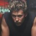 Austin Butler combina Zoe Kravitz com seu visual em Nova York