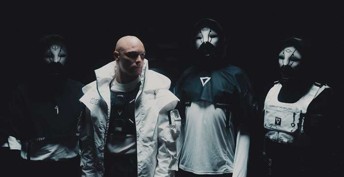 Aviana oferece mais recente single "Evermore" junto com o videoclipe