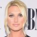 Brooke Hogan vê o corpo do pai Hulk Hogan semanas após sua morte