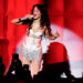 Camila Cabello compartilha a capa ao vivo do sucesso dos anos 90 de Natalie Imbruglia 'Torn' da Austrália