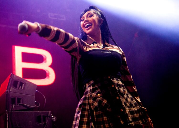 Cardi B, Steve Lacy, Dijon: Melhor música nova