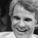 Celebridades e fãs reagem ao icônico marco pessoal de Steve Martin - 'uma lenda absoluta'