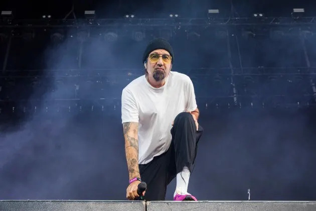 Chino Moreno, de Deftones, revela se o álbum Lost 'Eros' será lançado