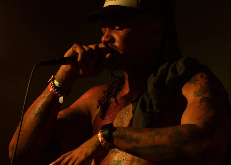 Chreece Music Packs Fountain Square para uma lista de hip-hop durante todo o dia. Veja os destaques