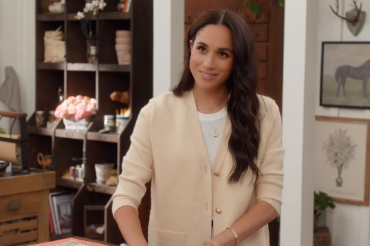 Compre Meghan Markle's 'With Love, Meghan' Temporada no estilo