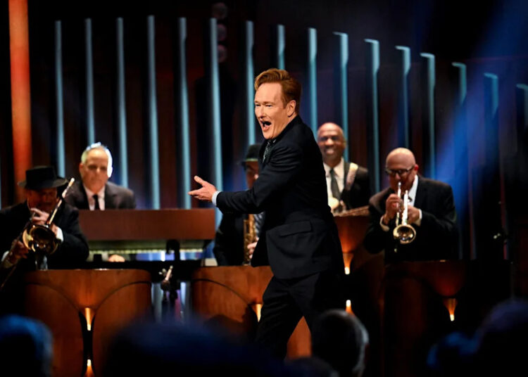 Conan O'Brien diz que a TV noturna está condenada
