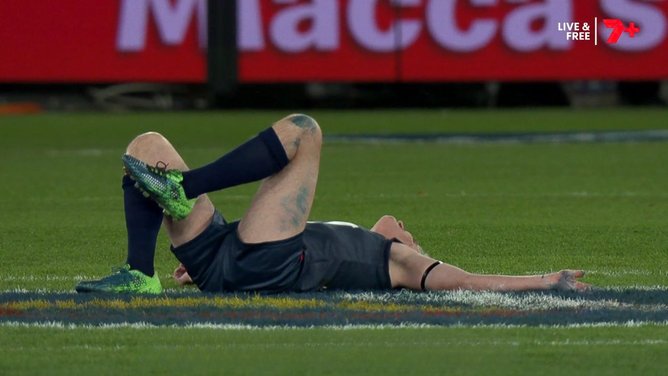 Dan Gorringe: O ex -jogador da AFL pede desculpas a Dave Hughes por lesões no jogo horríveis lendas