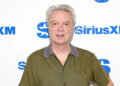 David Byrne chama a Reunião de Cabeças de Talk