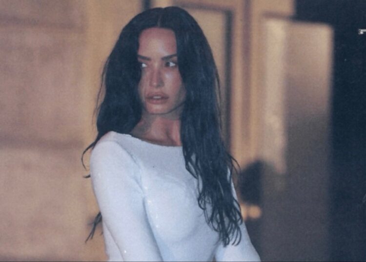 Demi Lovato provoca novo e ousado videoclipe - Inmusic