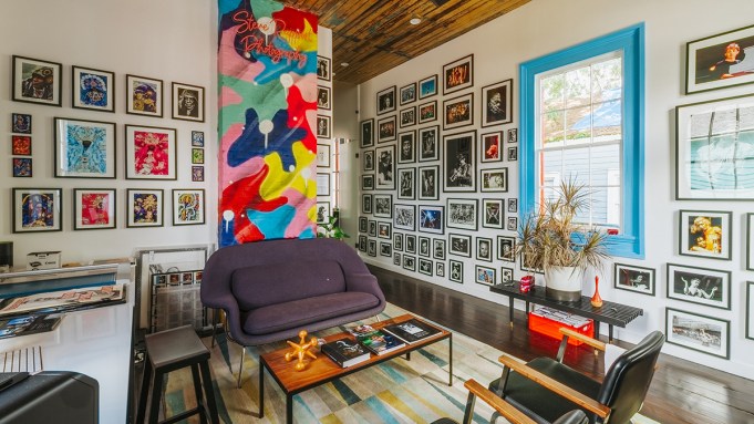 Dentro do fotógrafo de música Steve Rapport, colorido New Orleans Home