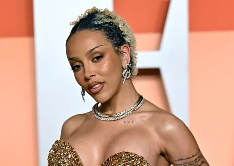 Doja Cat libera 'tipo de ciúme' single, videoclipe