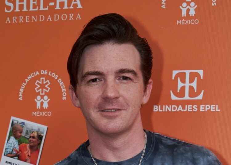 Drake Bell avança com o divórcio de Janet von Schmeling