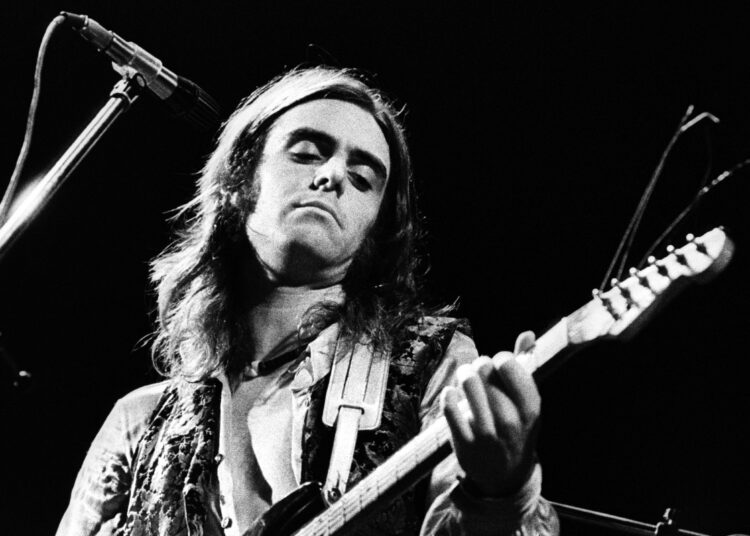 Estrela do rock que se virou sendo o vocalista do Led Zeppelin, Dies Purple Dies às 75