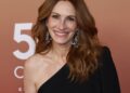 Festival de Cinema de Veneza: moda de suéter de Julia Roberts