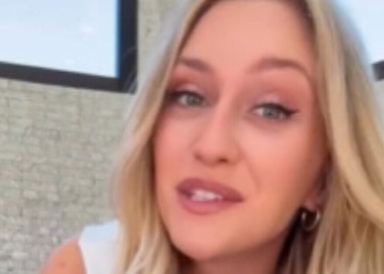 Filha de Pat Sajak em êxtase sobre a Oportunidade de Carreira da Roda da Fortuna - Notícias de Celebridades - Entretenimento