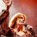 Florence e a máquina provocam cripaticamente novas músicas