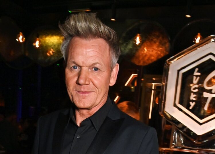 Gordon Ramsay revela a cicatriz da cirurgia de câncer de pele: 'Não é um elevador de rosto'