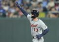 Greene, Carpenter e Dingler Power Tigers para 5-3 vitórias sobre o Royals