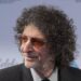 Howard Stern Signs 'Monster Payday' After Show Cancelation Rumores - Celebrity News - Entretenimento