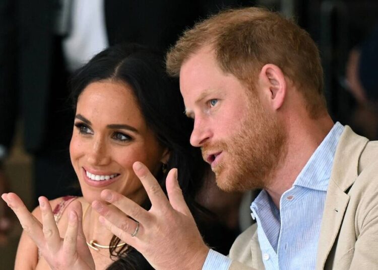 Insider conta a All on Royal 'Preocupado' sobre o New Deal de Harry e Meghan - Notícias de Celebridades - Entretenimento