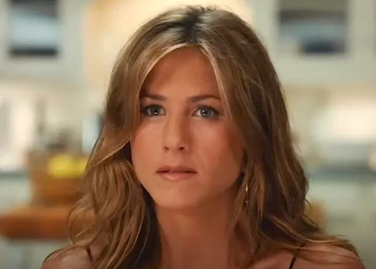 Jennifer Aniston revela como se sentiu oferecer seu papel no rompimento logo depois da 'Pequena Separação' de Brad Pitt