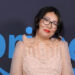 Jenny Han diz a 'The Summer I Turned bonitos' que ser 'apaixonado' não desculpa o ódio