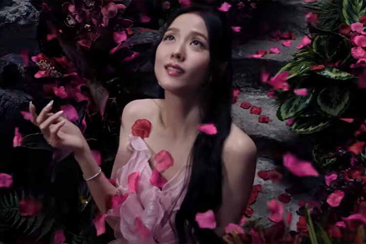 Jisoo lança um novo videoclipe com tema da floresta tropical para 'Your Love'-assista agora! | Blackpink, Jisoo, Música | Just Jared: Notícias e fofocas de celebridades