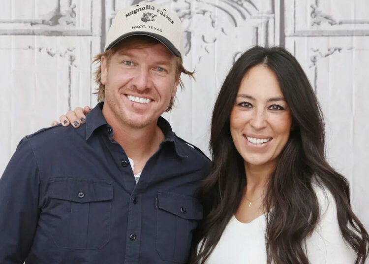 Joanna e Chip Gaines comemoram emocionados por último com crianças