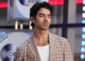 Joe Jonas revela que ingressou no clube da Mile High, mas cometeu esse erro "embaraçoso" imediatamente após