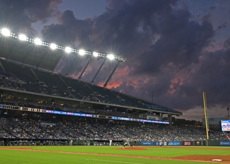 Jogo cento e vinte e sete: Texas Rangers no Kansas City Royals