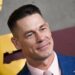 John Cena explica por que ele atrasou o transplante de cabelo