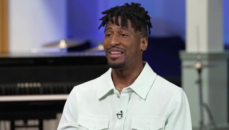 Jon Batiste fala nova música com poderosa mensagem climática